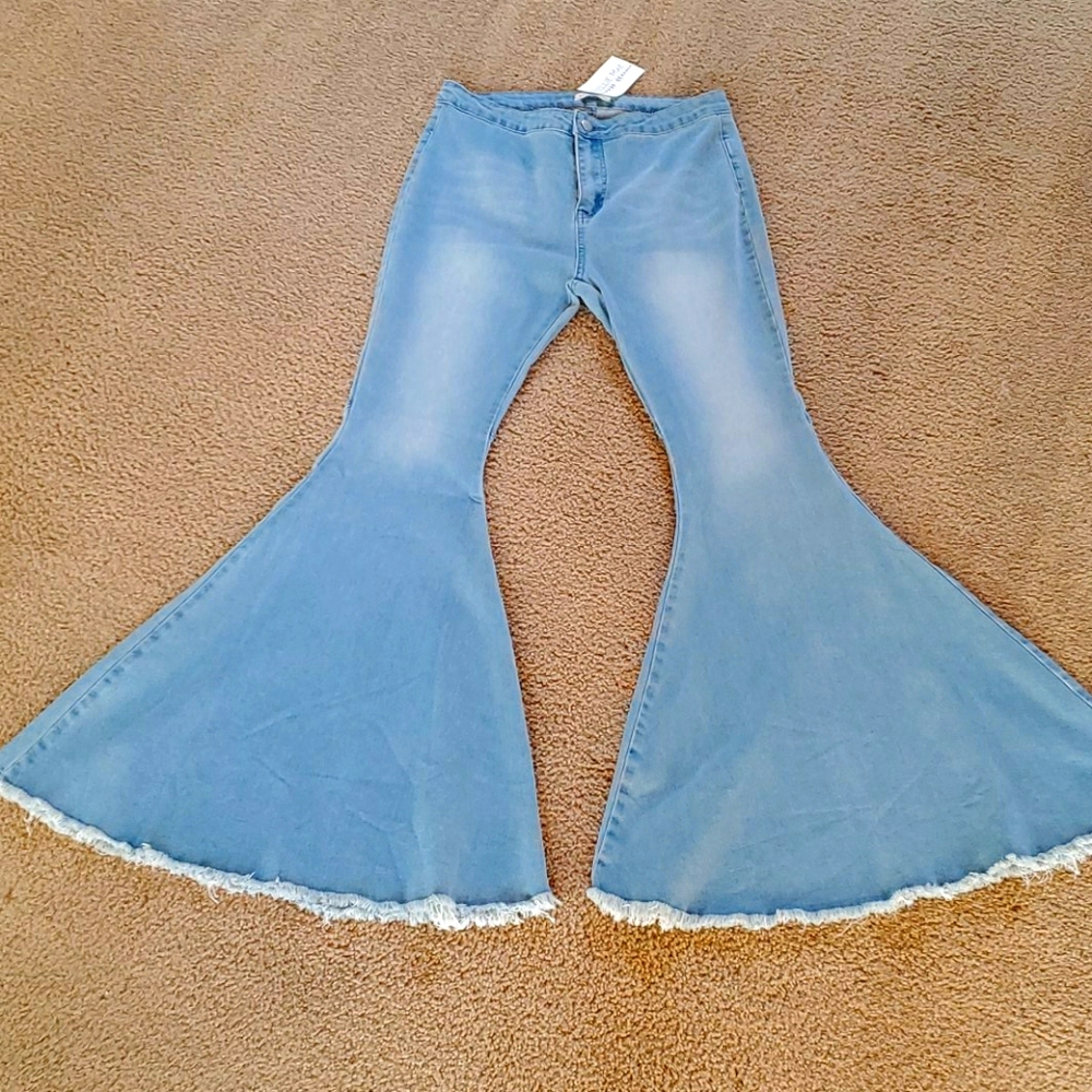 Fan Favorite " Super Flare"